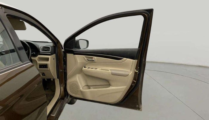 2016 Maruti Ciaz VXI+, Petrol, Manual, 56,080 km, RHS Rear Door