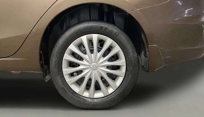 2016 Maruti Ciaz VXI+, Petrol, Manual, 56,080 km, Left Rear Wheel