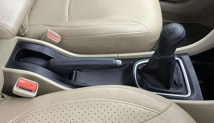 2016 Maruti Ciaz VXI+, Petrol, Manual, 56,080 km, Gear Lever