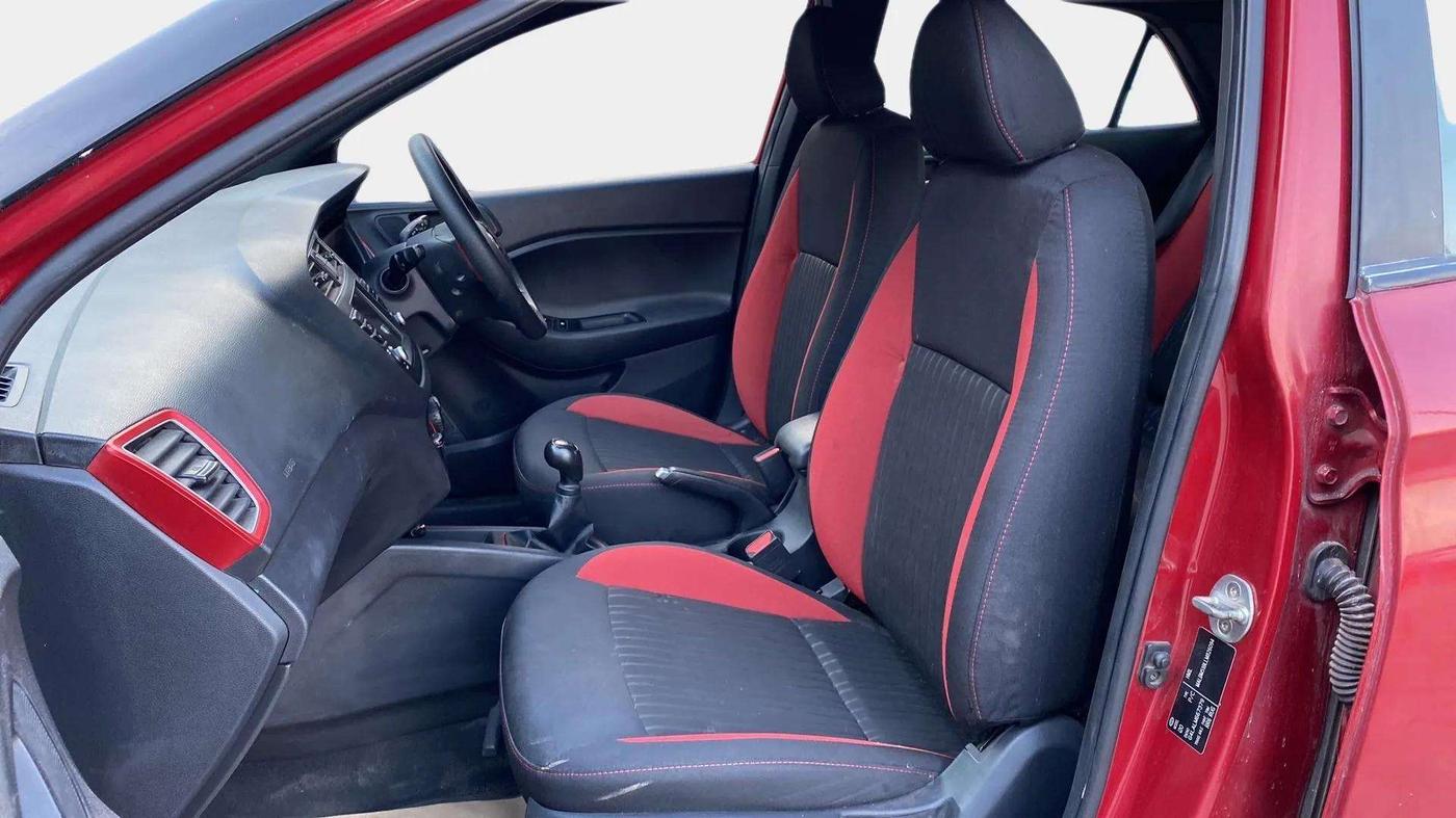 2020 Hyundai Elite i20 SPORTZ PLUS 1.2 DUAL TONE, Petrol, Manual, 60,370 km, Right Side Front Door Cabin