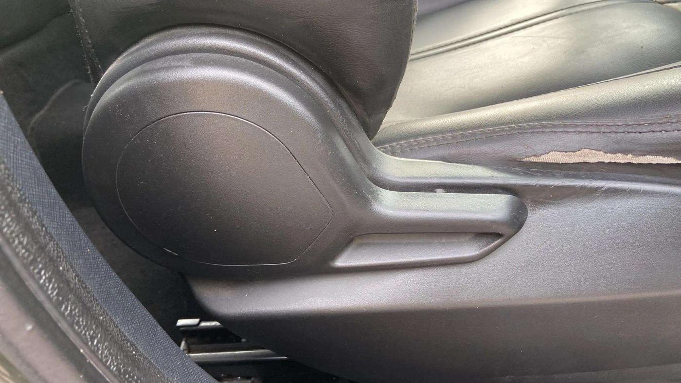2021 Tata NEXON XM PETROL, Petrol, Manual, 57,467 km, Driver Side Adjustment Panel