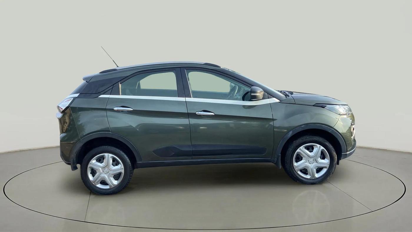 2021 Tata NEXON XM PETROL, Petrol, Manual, 57,467 km, Right Side View
