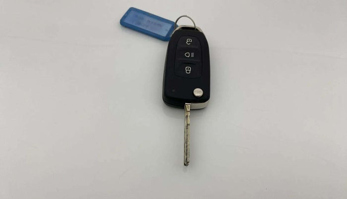 2023 Tata NEXON XMA SUNROOF DIESEL, Diesel, Automatic, 24,135 km, Key Close Up