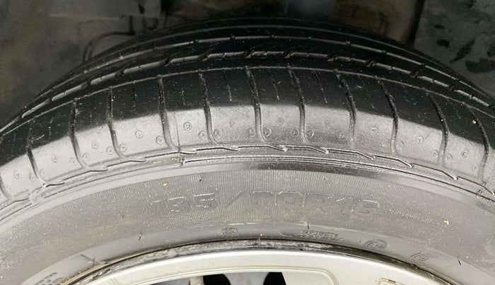 2023 Tata NEXON XMA SUNROOF DIESEL, Diesel, Automatic, 24,135 km, Left Front Tyre Tread