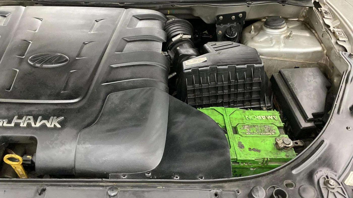 2020 Mahindra XUV500 W5, Diesel, Manual, 97,972 km, Engine View - Left