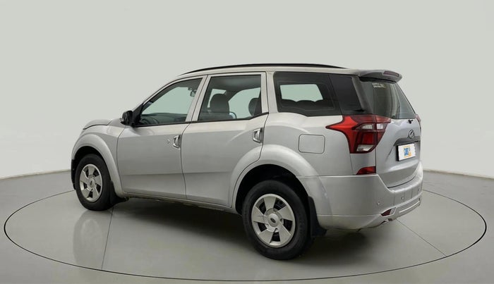 2020 Mahindra XUV500 W5, Diesel, Manual, 97,179 km, Left Back Diagonal
