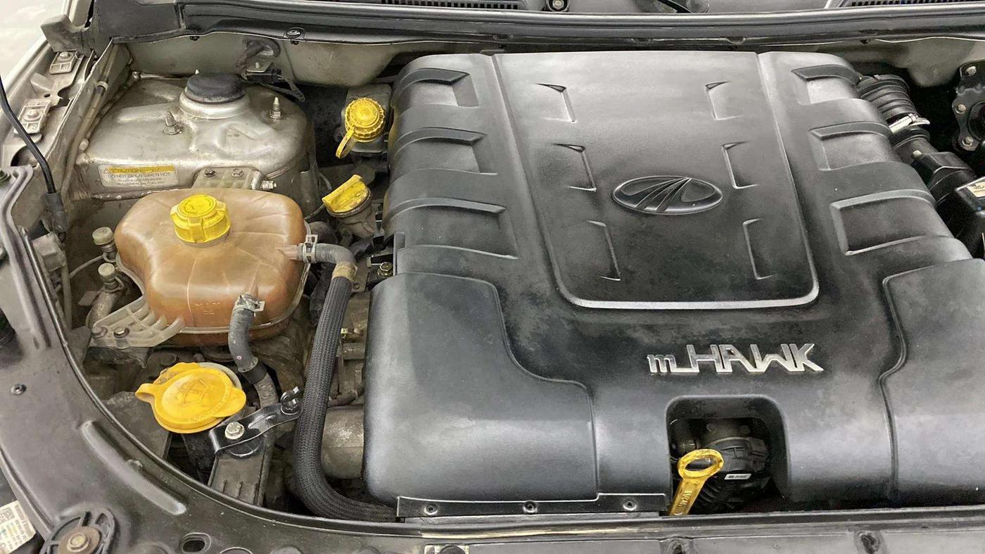 2020 Mahindra XUV500 W5, Diesel, Manual, 97,972 km, Engine View - Right