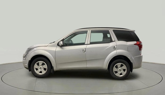 2020 Mahindra XUV500 W5, Diesel, Manual, 97,179 km, Left Side