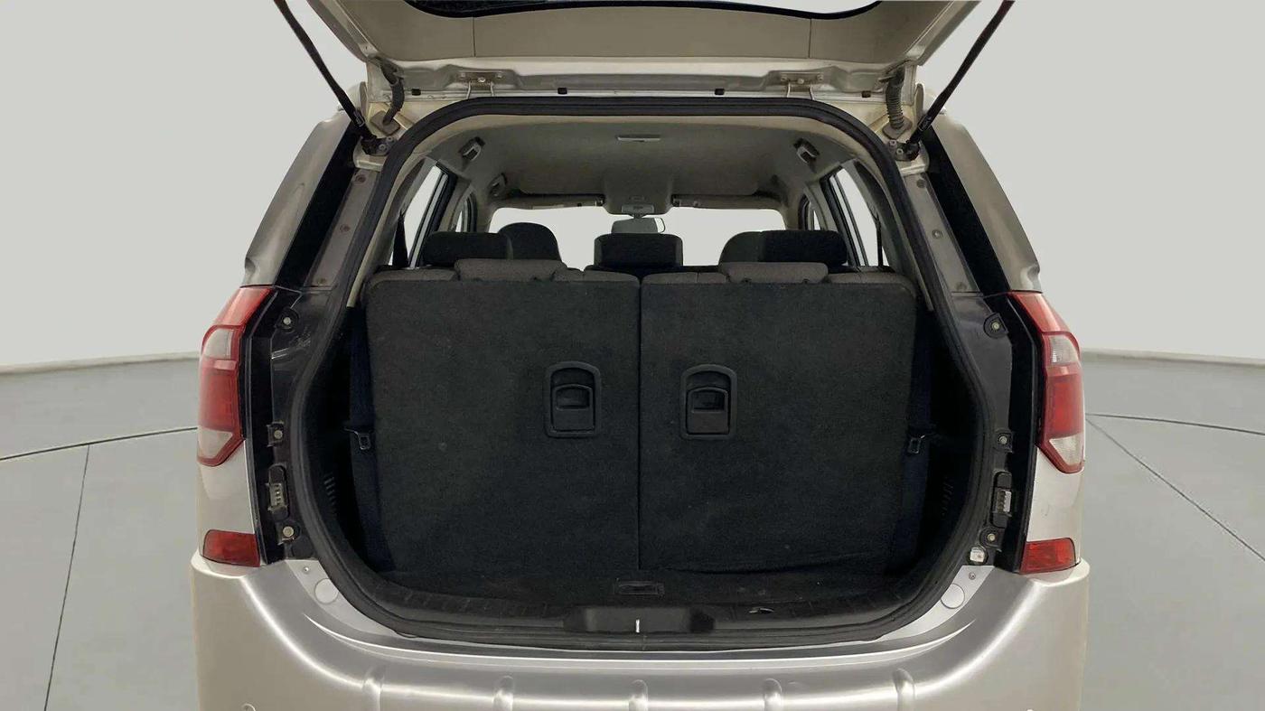 2020 Mahindra XUV500 W5, Diesel, Manual, 97,972 km, Boot Open Zoomed View