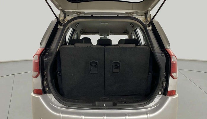 2020 Mahindra XUV500 W5, Diesel, Manual, 97,179 km, Boot Open Zoomed View