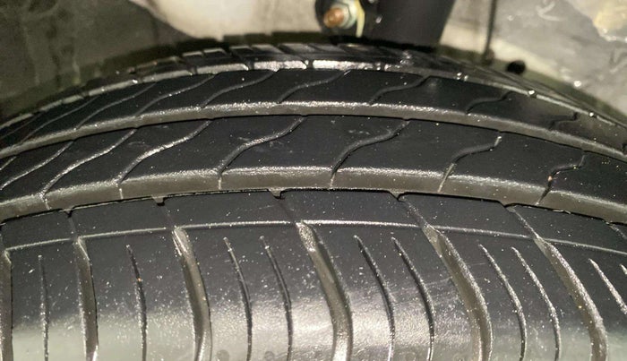 2023 Honda Amaze 1.2L I-VTEC VX CVT, Petrol, Automatic, 2,791 km, Left Front Tyre Tread