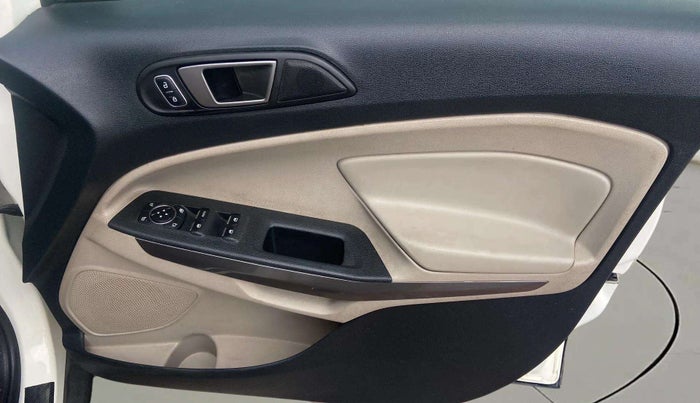 2020 Ford Ecosport TITANIUM 1.5L DIESEL, Diesel, Manual, 57,637 km, Driver Side Door Panels Control