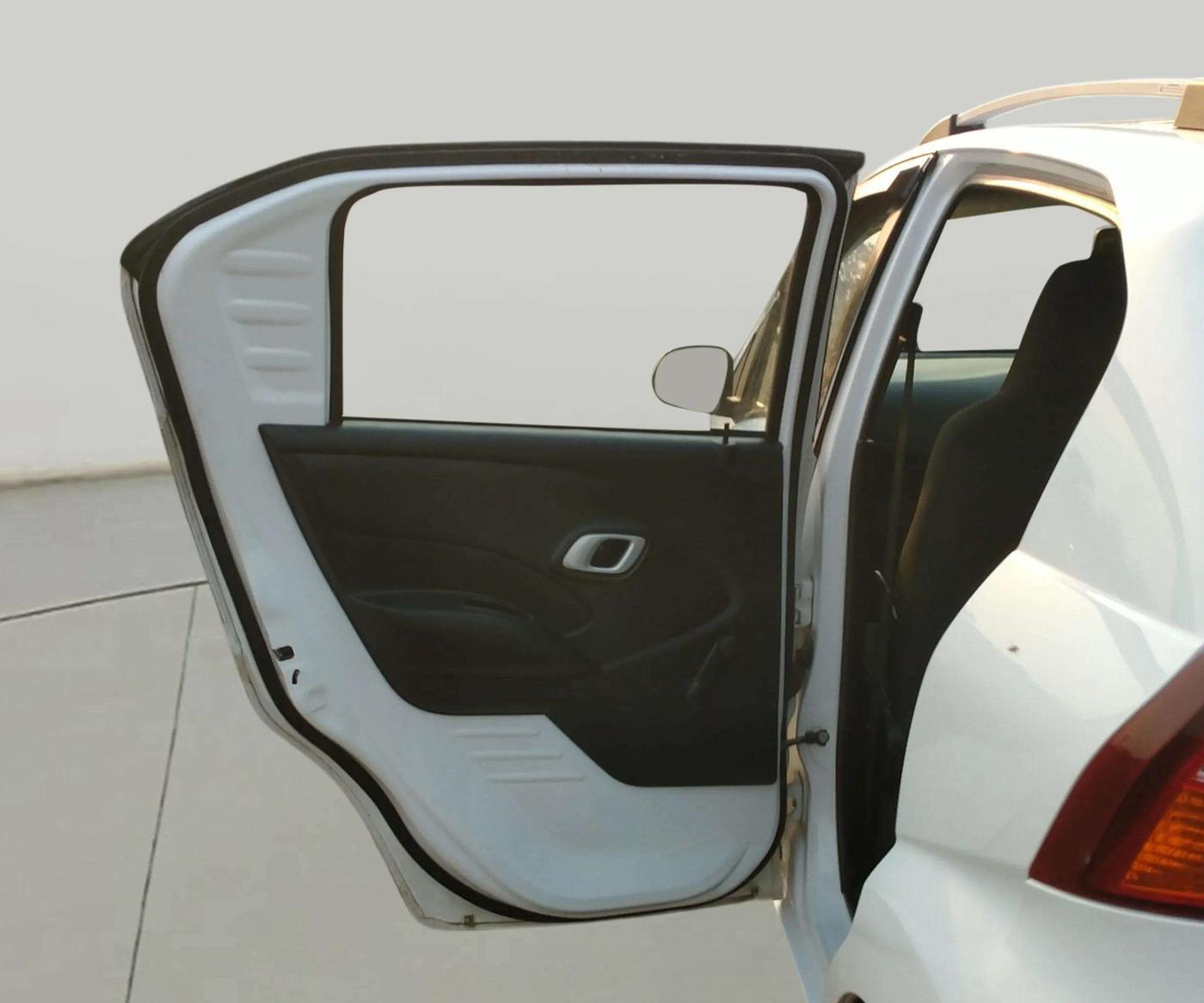 2018 Datsun Redi Go T(O) 1.0 AMT, Petrol, Automatic, 16,311 km, LHS Rear Door