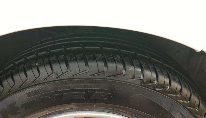2018 Datsun Redi Go T(O) 1.0 AMT, Petrol, Automatic, 16,311 km, Right Front Tyre Tread