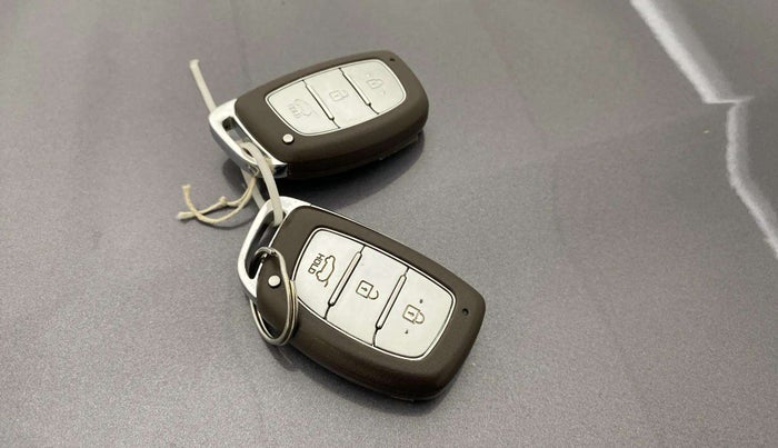 2016 Hyundai Creta SX PLUS AT 1.6 PETROL, Petrol, Automatic, 45,928 km, Key Close Up