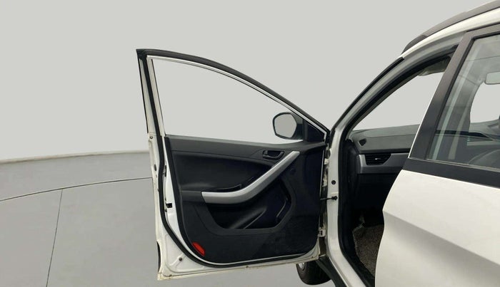 2023 Tata NEXON XM SUNROOF PETROL, Petrol, Manual, 16,382 km, LHS Front Door