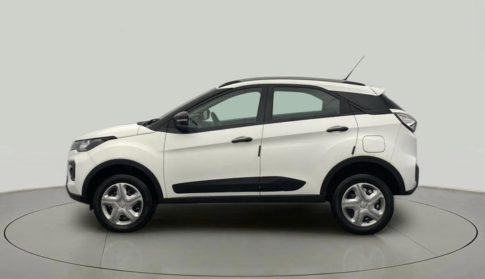 2023 Tata NEXON XM SUNROOF PETROL, Petrol, Manual, 16,382 km, Left Side