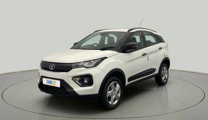 2023 Tata NEXON XM SUNROOF PETROL, Petrol, Manual, 16,382 km, Left Front Diagonal