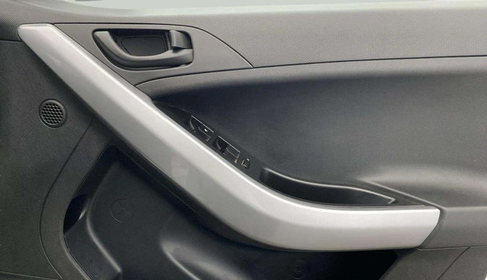 2023 Tata NEXON XM SUNROOF PETROL, Petrol, Manual, 16,382 km, Driver Side Door Panels Control