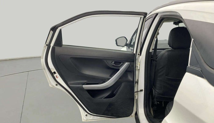 2023 Tata NEXON XM SUNROOF PETROL, Petrol, Manual, 16,382 km, LHS Rear Door