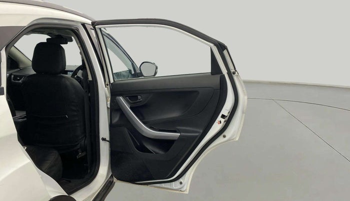 2023 Tata NEXON XM SUNROOF PETROL, Petrol, Manual, 16,382 km, RHS Rear Door