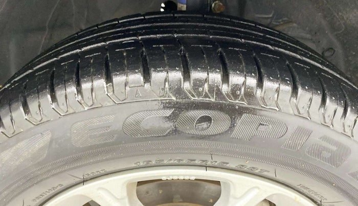 2024 Maruti Swift ZXI AMT, Petrol, Automatic, 6,033 km, Right Front Tyre Tread