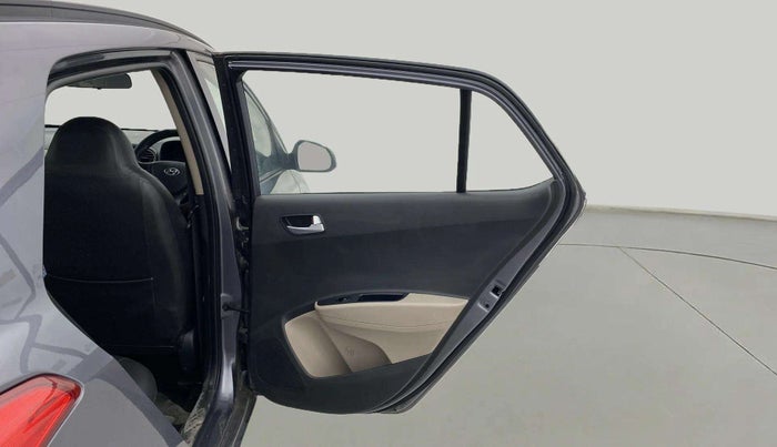 2016 Hyundai Grand i10 ASTA (O) AT 1.2 KAPPA VTVT, Petrol, Automatic, 71,523 km, RHS Rear Door