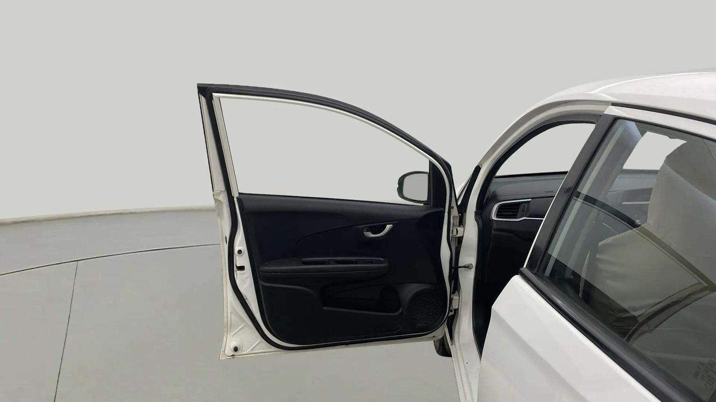 2016 Honda Brio VX AT, Petrol, Automatic, 62,489 km, LHS Front Door