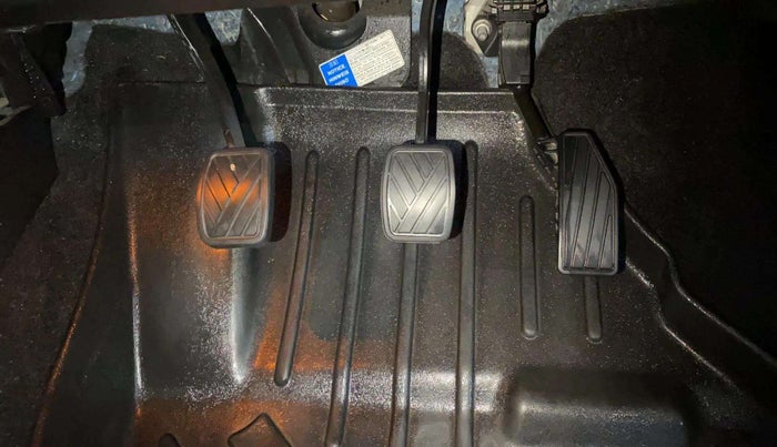 2021 Maruti Baleno ZETA PETROL 1.2, Petrol, Manual, 35,922 km, Pedals