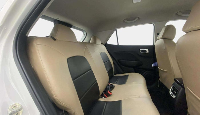 2020 Hyundai VENUE S 1.2, Petrol, Manual, 14,730 km, Right Side Rear Door Cabin