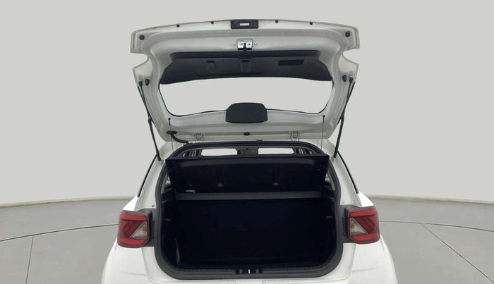 2020 Hyundai VENUE S 1.2, Petrol, Manual, 14,730 km, Boot Door Open