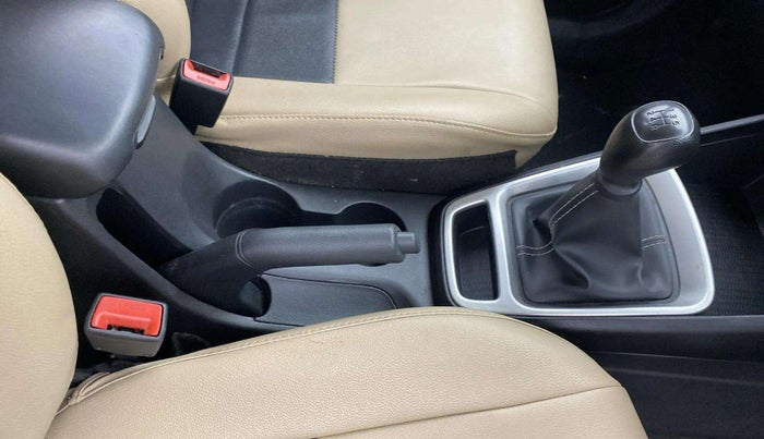 2020 Hyundai VENUE S 1.2, Petrol, Manual, 14,730 km, Gear Lever