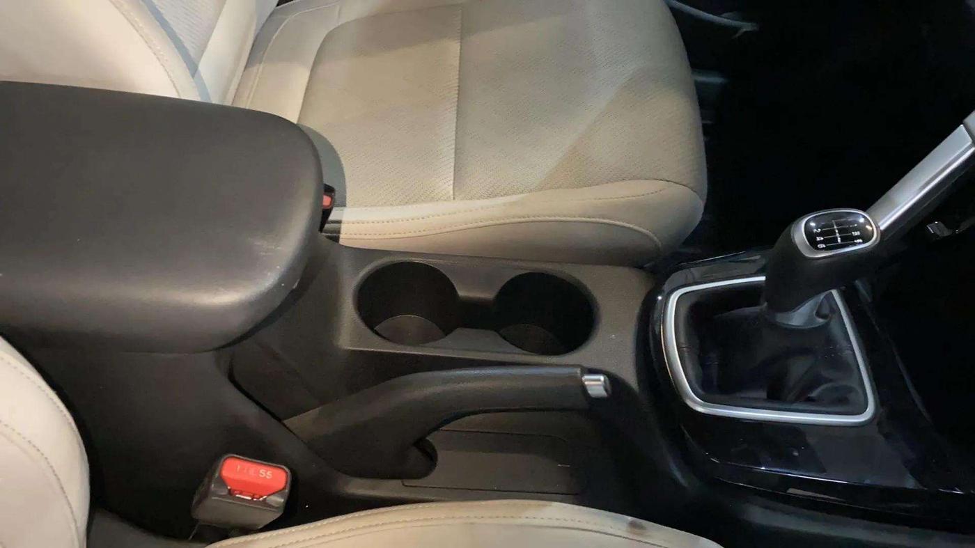 2022 KIA SELTOS HTK PLUS 1.5 IMT, Petrol, Manual, 13,057 km, Gear Lever