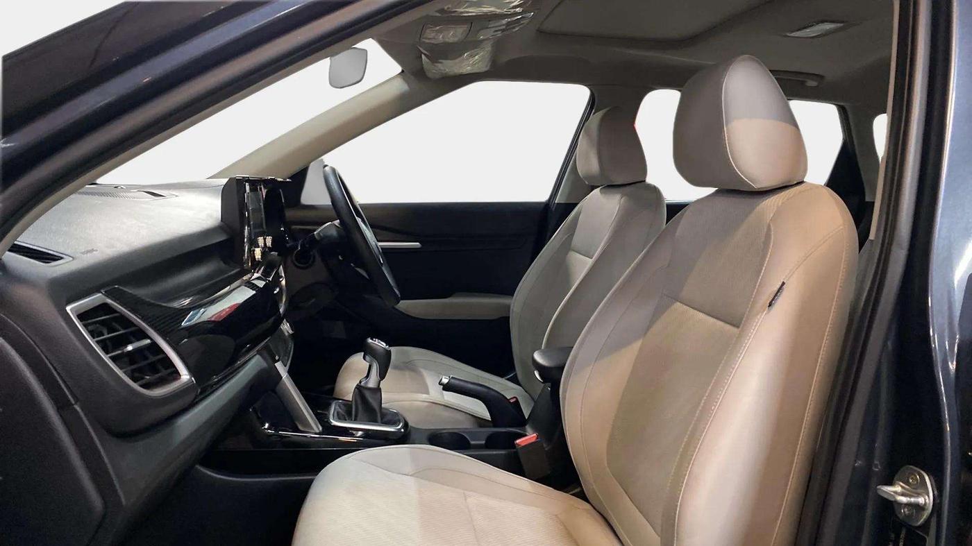 2022 KIA SELTOS HTK PLUS 1.5 IMT, Petrol, Manual, 13,057 km, Right Side Front Door Cabin