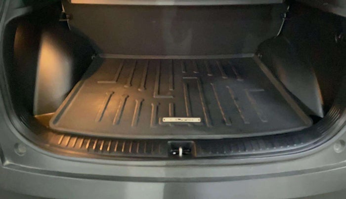 2022 KIA SELTOS HTK PLUS 1.5 IMT, Petrol, Manual, 13,025 km, Boot Inside