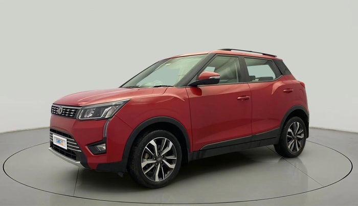 2020 Mahindra XUV300 W8 (O) 1.5 DIESEL AMT, Diesel, Automatic, 91,283 km, Left Front Diagonal