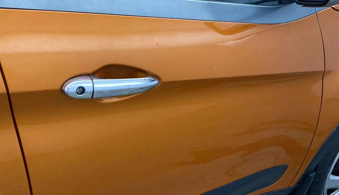 2018 Tata NEXON XMA DIESEL, Diesel, Automatic, 28,509 km, Driver-side door - Minor scratches