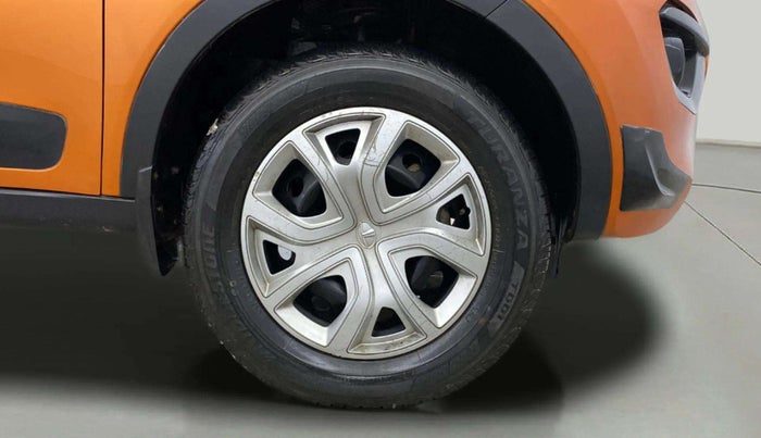 2018 Tata NEXON XMA DIESEL, Diesel, Automatic, 28,509 km, Right Front Wheel