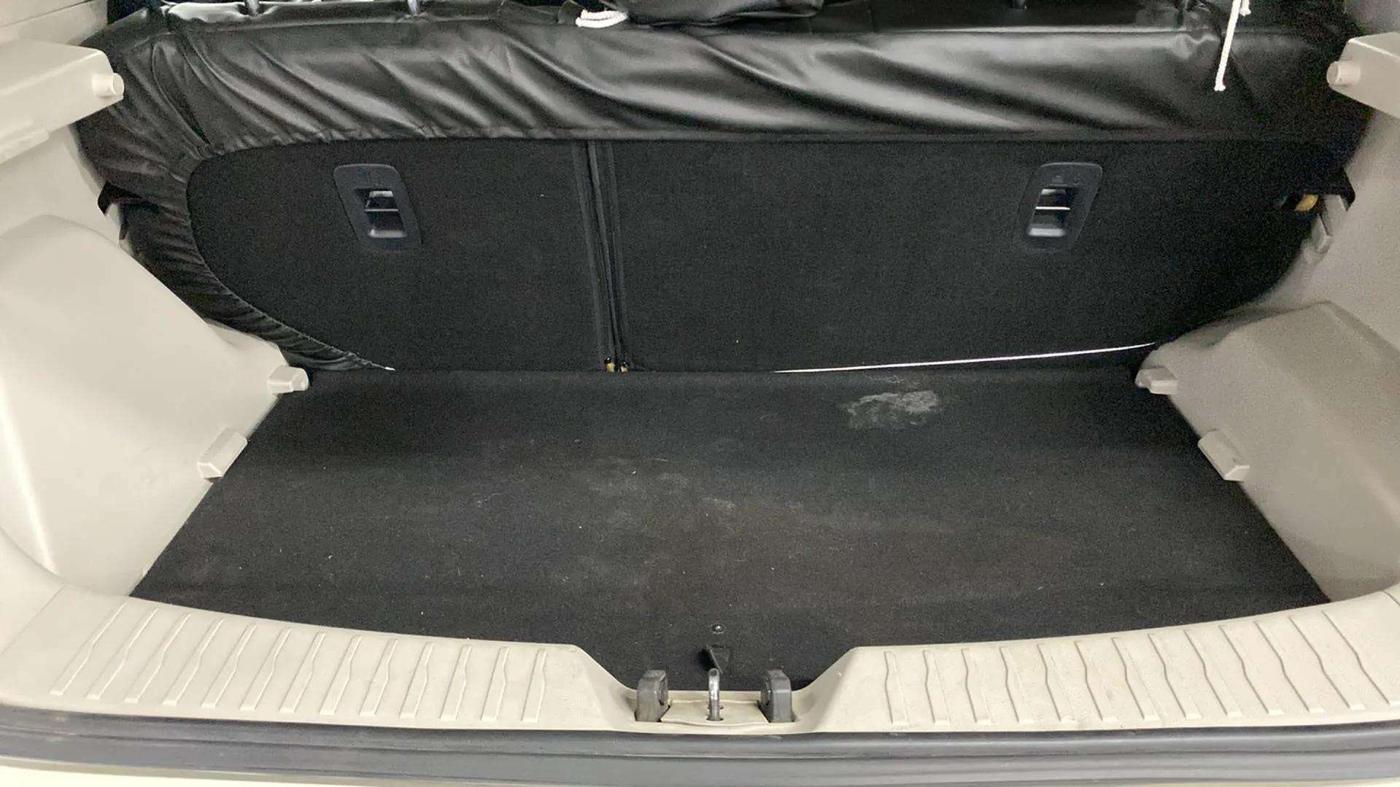 2020 Mahindra XUV300 W6 1.5 Diesel, Diesel, Manual, 67,730 km, Boot Open Zoomed View