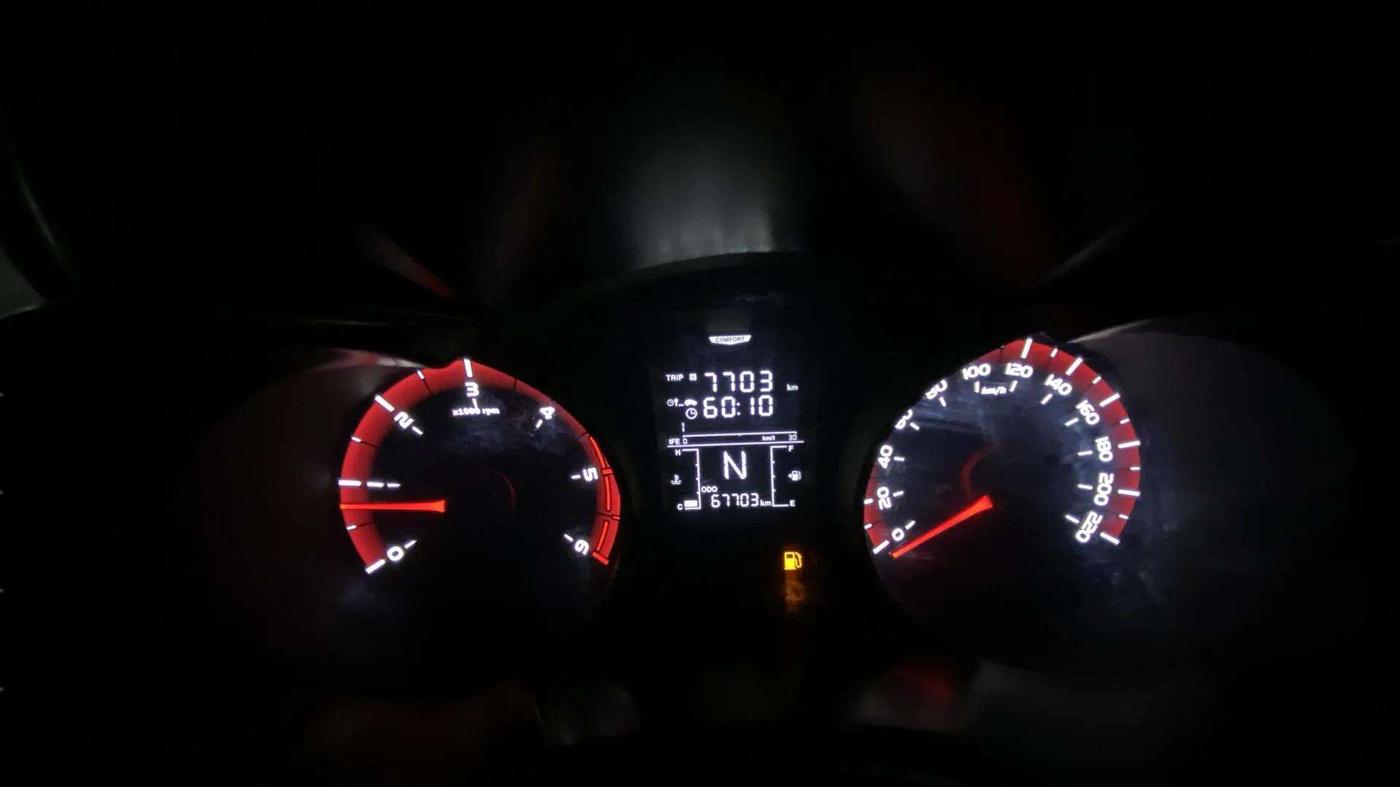 2020 Mahindra XUV300 W6 1.5 Diesel, Diesel, Manual, 67,730 km, Odometer Image