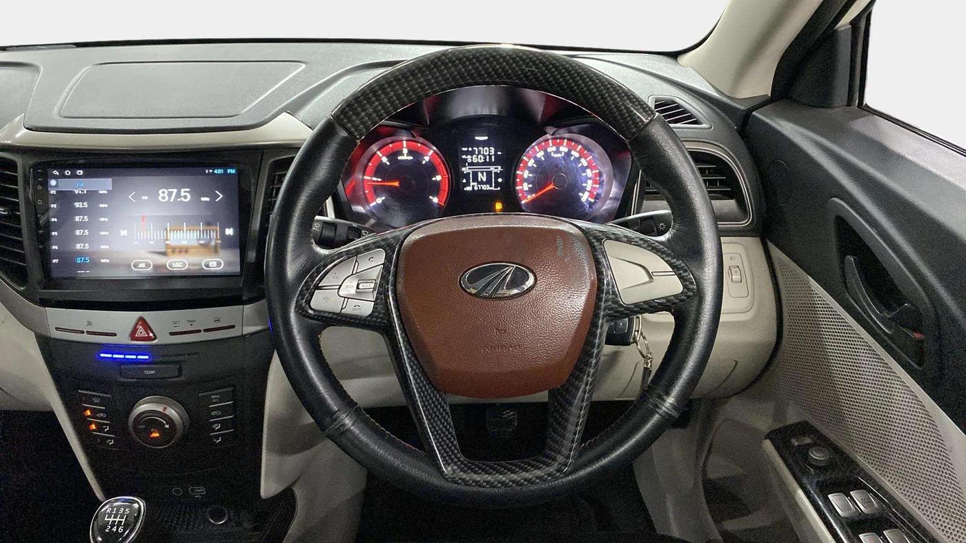 2020 Mahindra XUV300 W6 1.5 Diesel, Diesel, Manual, 67,730 km, Steering Wheel Close Up
