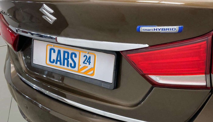 2019 Maruti Ciaz ALPHA  AT 1.5 SHVS PETROL, Petrol, Automatic, 51,689 km, Dicky (Boot door) - Minor scratches