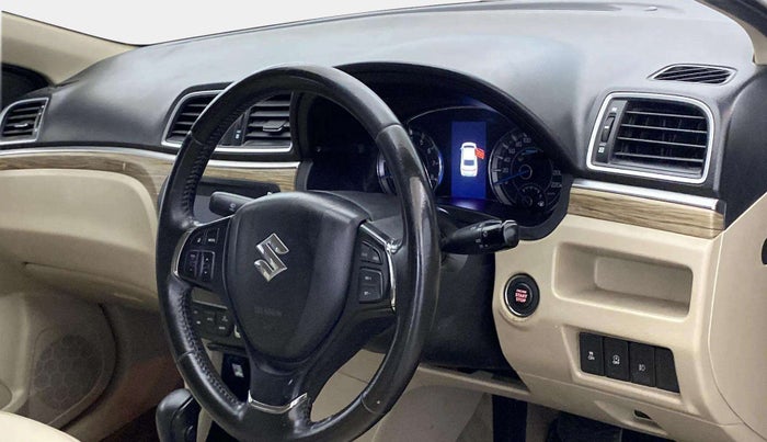 2019 Maruti Ciaz ALPHA  AT 1.5 SHVS PETROL, Petrol, Automatic, 51,689 km, Dashboard - Minor scratches