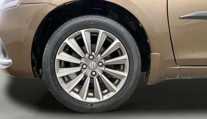 2019 Maruti Ciaz ALPHA  AT 1.5 SHVS PETROL, Petrol, Automatic, 51,689 km, Left front tyre - Minor crack