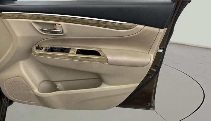2019 Maruti Ciaz ALPHA  AT 1.5 SHVS PETROL, Petrol, Automatic, 51,689 km, Driver Side Door Panels Control