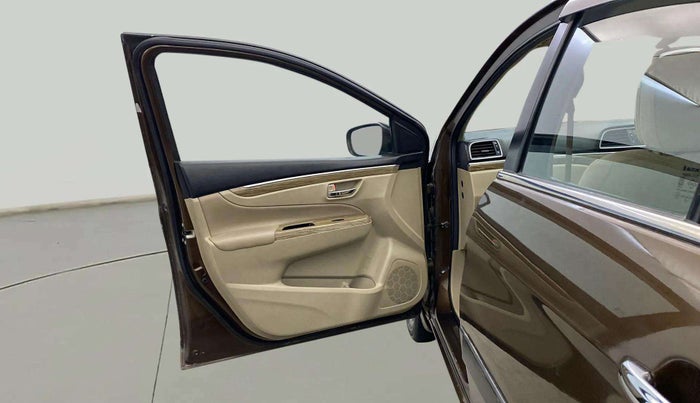2019 Maruti Ciaz ALPHA  AT 1.5 SHVS PETROL, Petrol, Automatic, 51,689 km, LHS Front Door