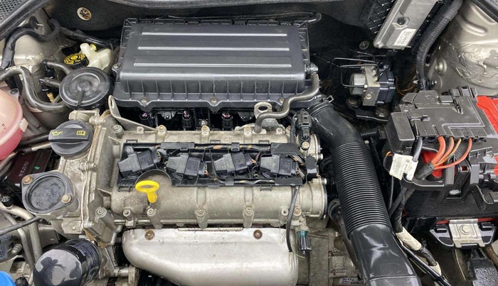 2018 Skoda Rapid STYLE 1.6 MPI, Petrol, Manual, 31,312 km, Engine View