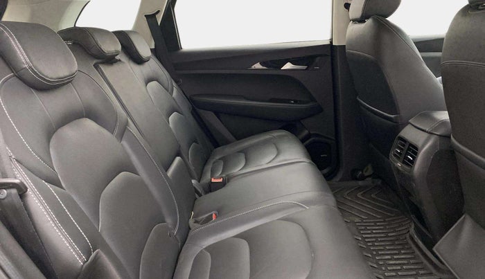 2020 MG HECTOR SHARP 2.0 DIESEL, Diesel, Manual, 82,727 km, Right Side Rear Door Cabin