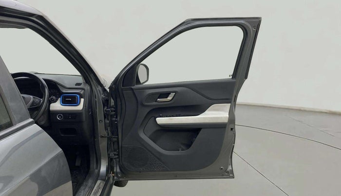 2021 Tata PUNCH CREATIVE  iRA PACK AMT, Petrol, Automatic, 54,964 km, RHS Front Door