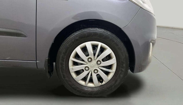 2015 Hyundai i10 SPORTZ 1.1, Petrol, Manual, 79,619 km, Right Front Wheel